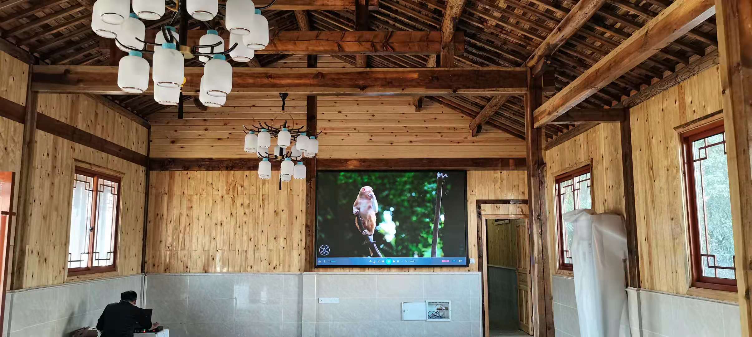 某村委展览厅LED大屏