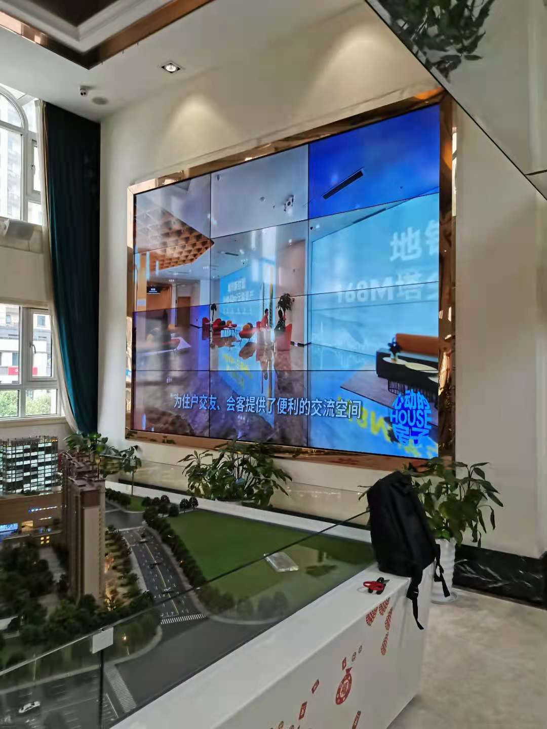 惠山区某售楼处拼接屏维保