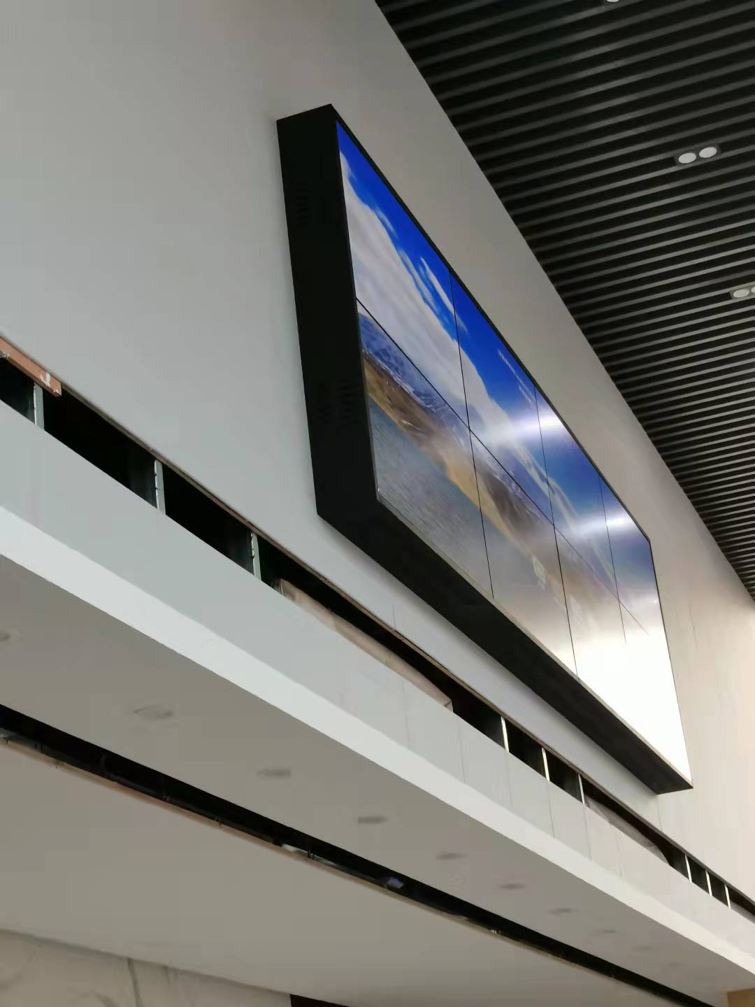 胡埭某企业展示大屏拼接