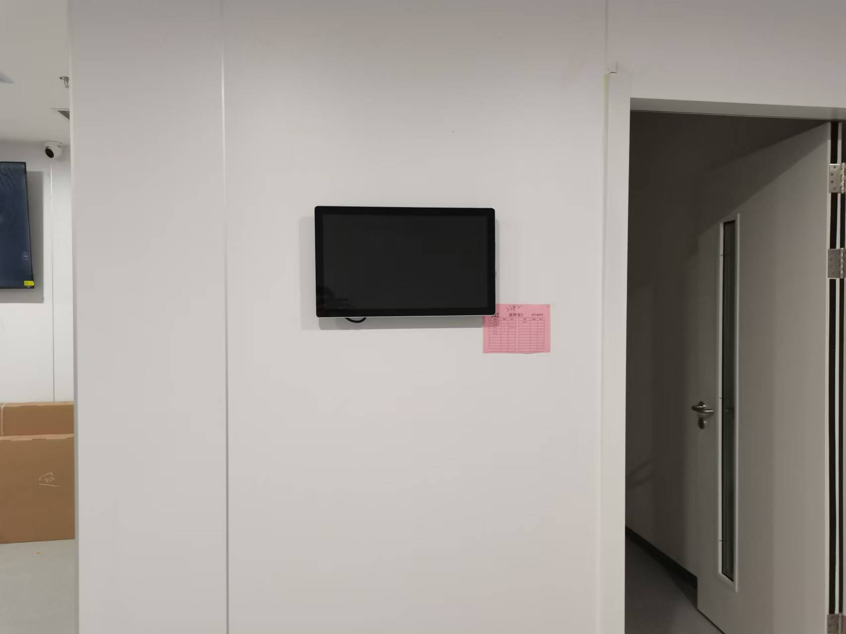 网络排队叫号显示屏 泓界导诊一体机医院分诊系统导检屏门牌 医院门诊屏/诊室屏/门口屏